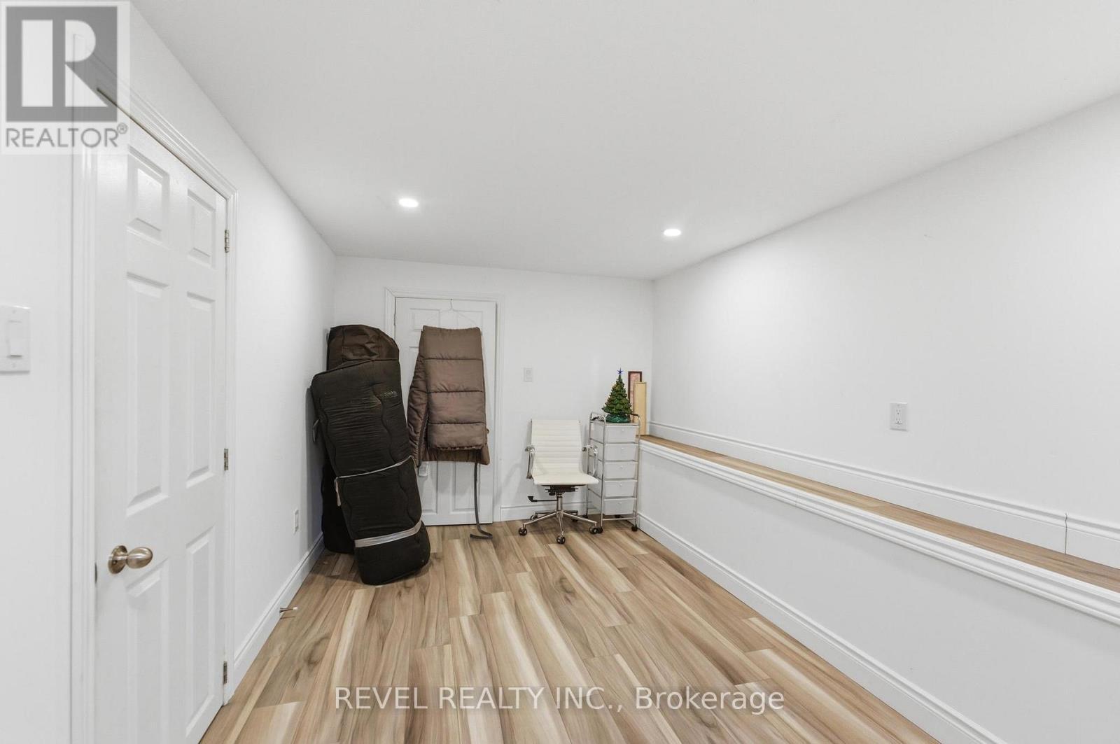 82 Cumming Court, Hamilton, ON