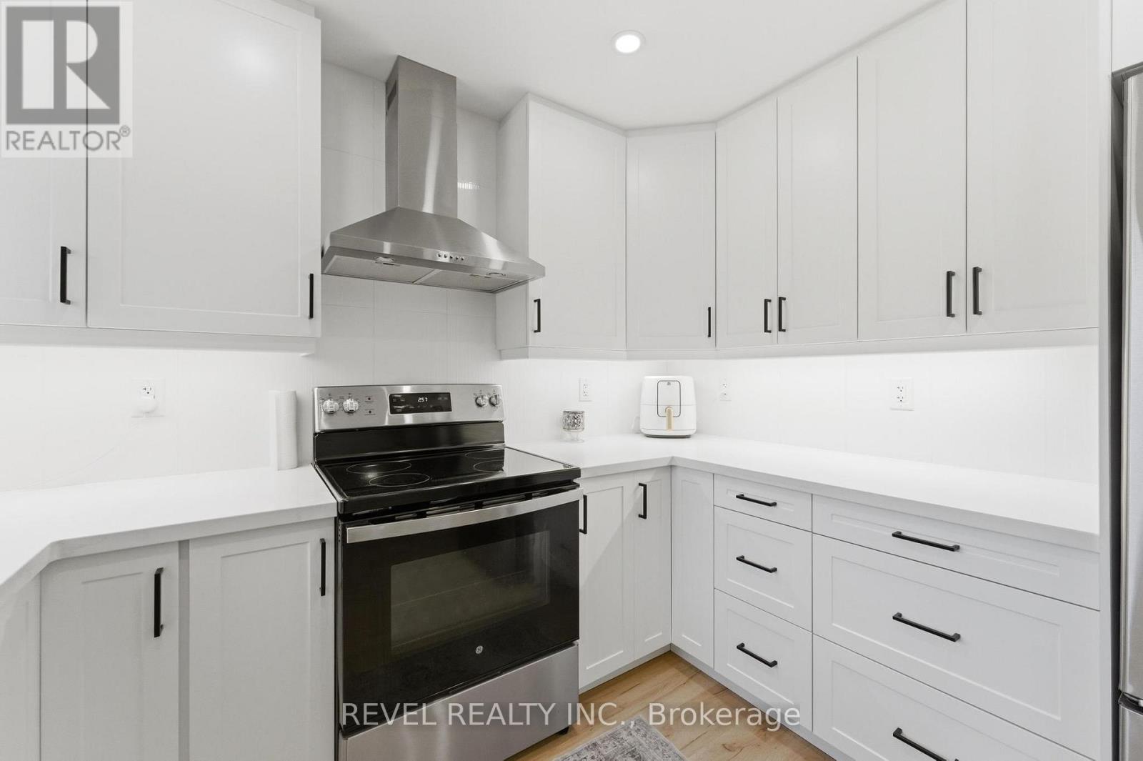 82 Cumming Court, Hamilton, ON