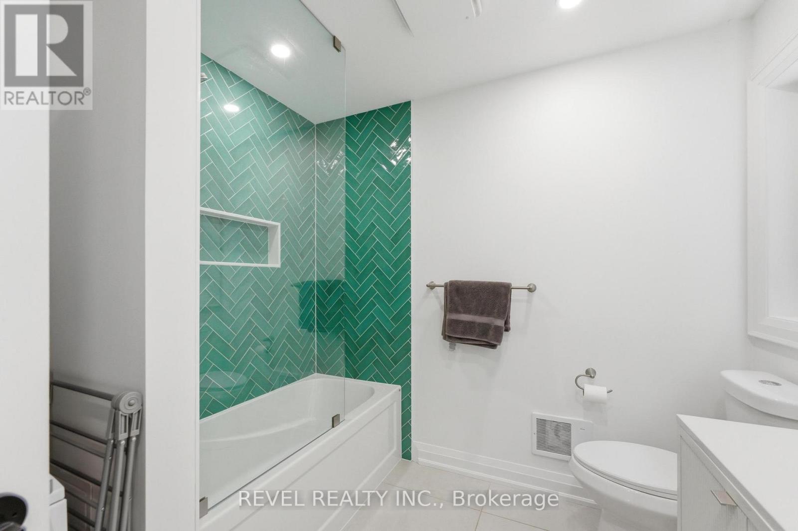 82 Cumming Court, Hamilton, ON
