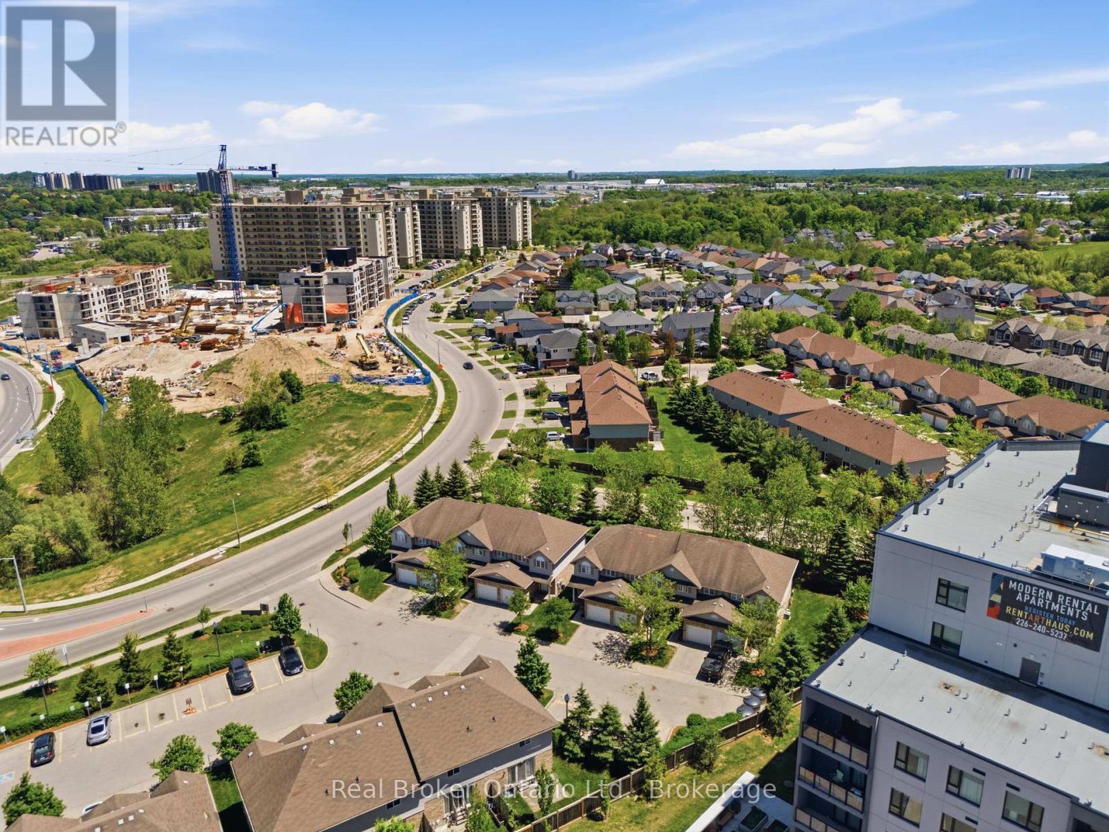 19 - 10 Fallowfield Drive, Kitchener, ON