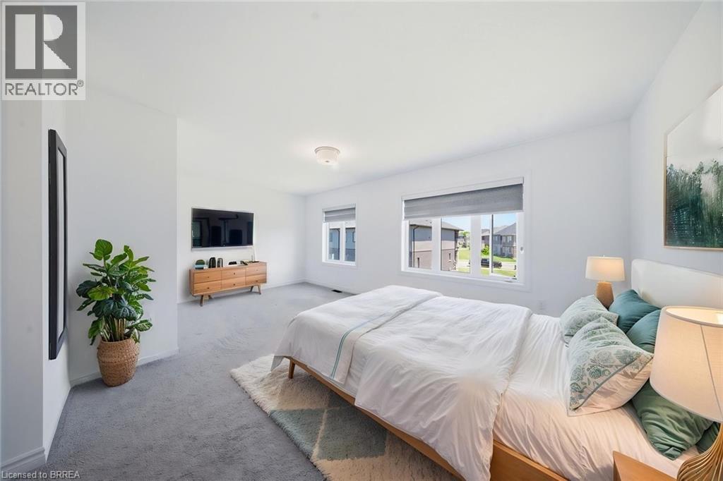 Virtually staged - 26 Copeman Avenue, Brantford, ON