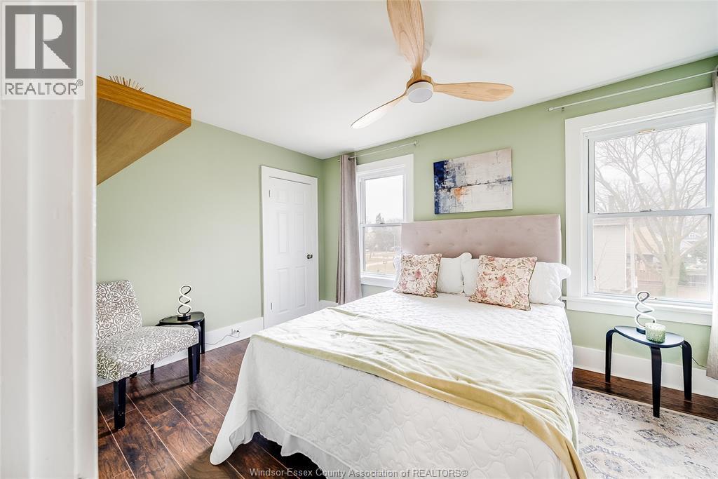 1511 Hall, Windsor, ON