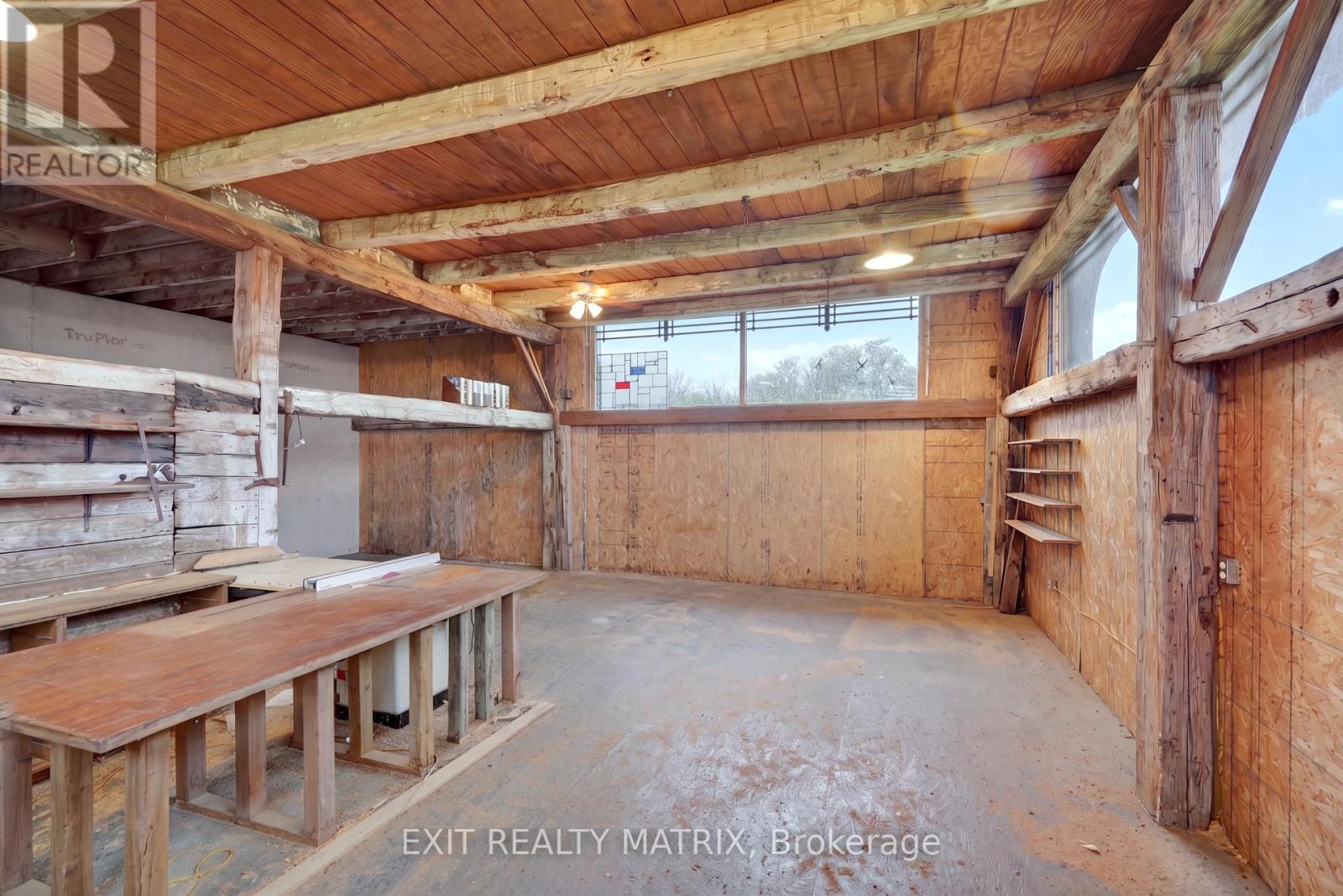 Barn w/ loft storage, workshop, separate lane, etc - 7499 Bank Street, Ottawa, ON