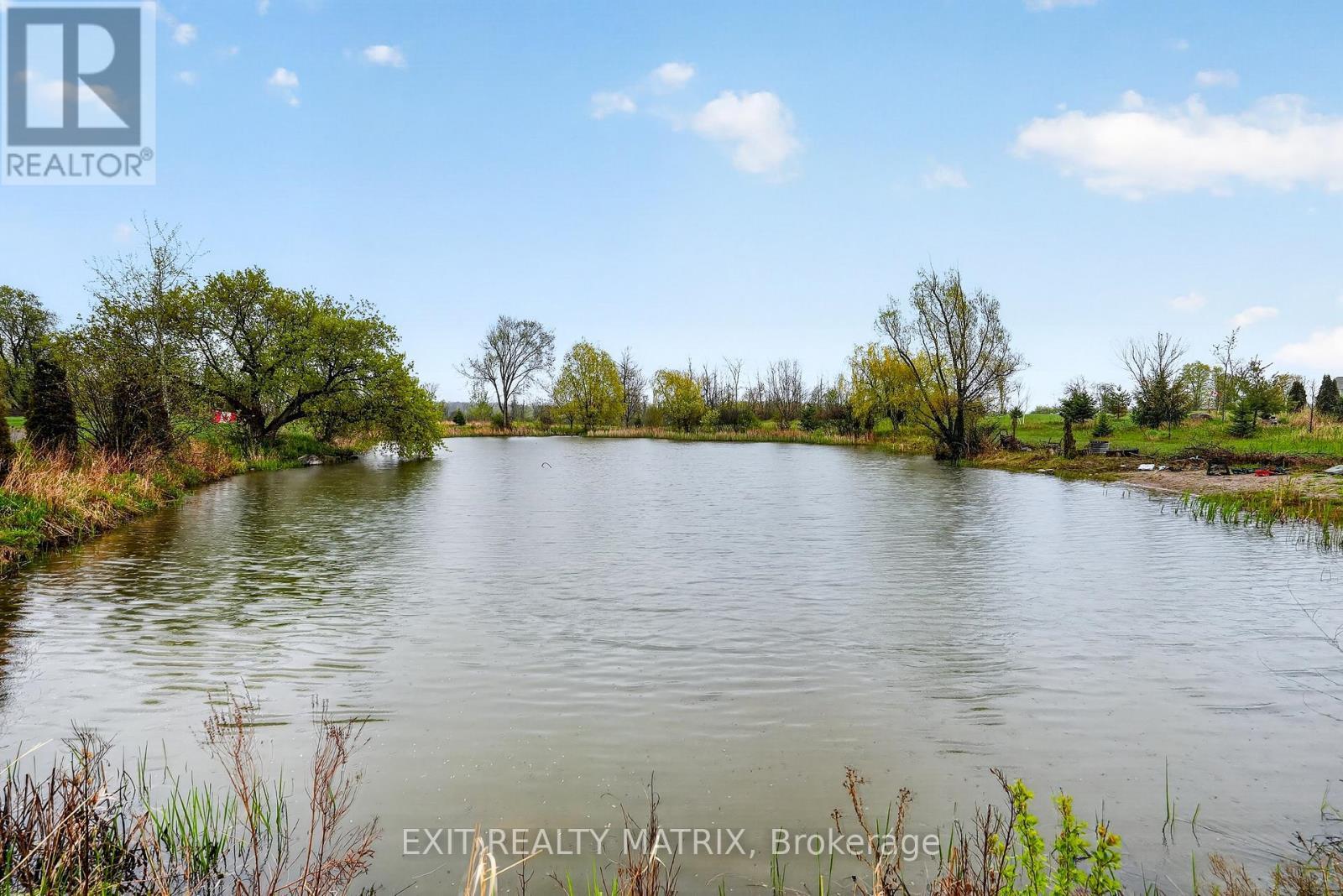 Private pond - 7499 Bank Street, Ottawa, ON