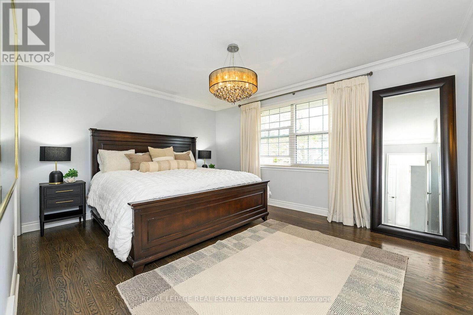1454 Chasehurst Drive, Mississauga, ON - Indoor Photo Showing Bedroom