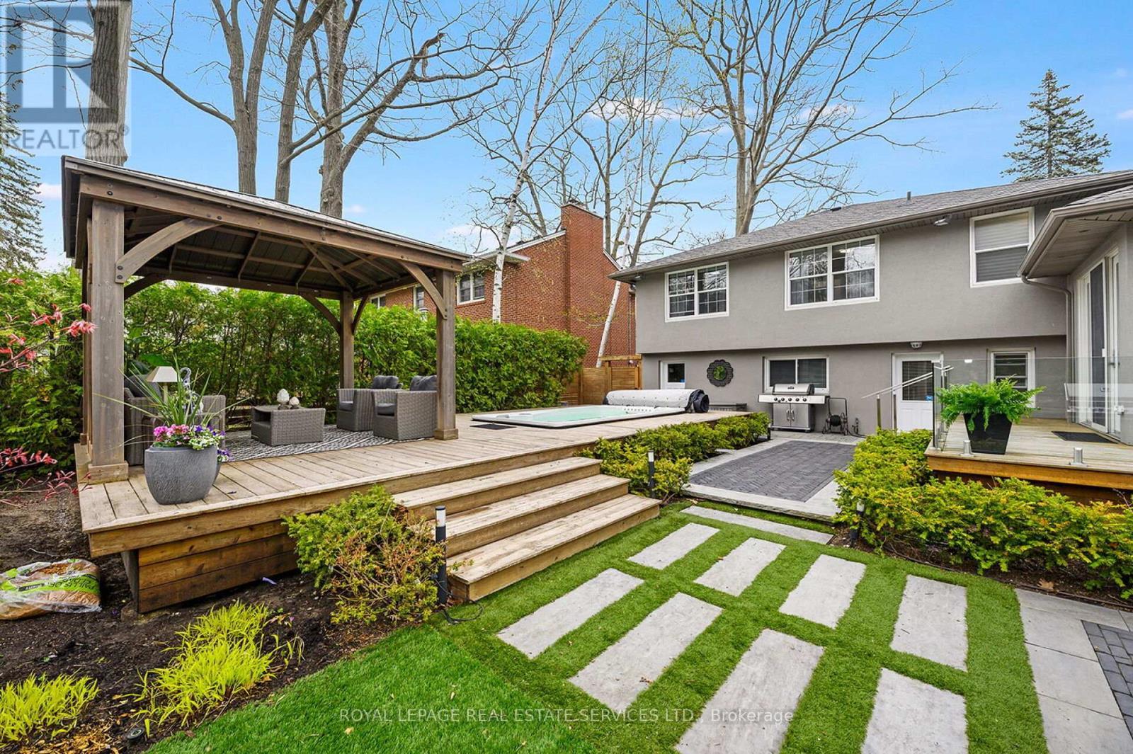 1454 Chasehurst Drive, Mississauga, ON - Outdoor With Deck Patio Veranda