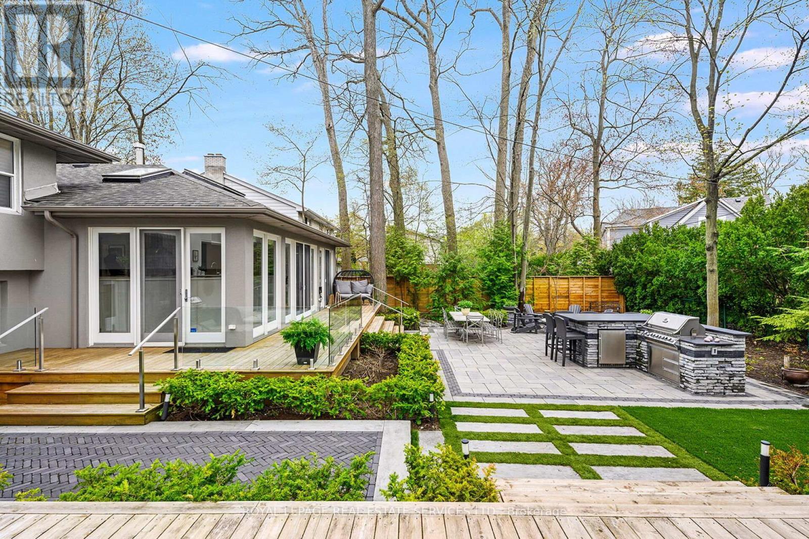 1454 Chasehurst Drive, Mississauga, ON - Outdoor With Deck Patio Veranda