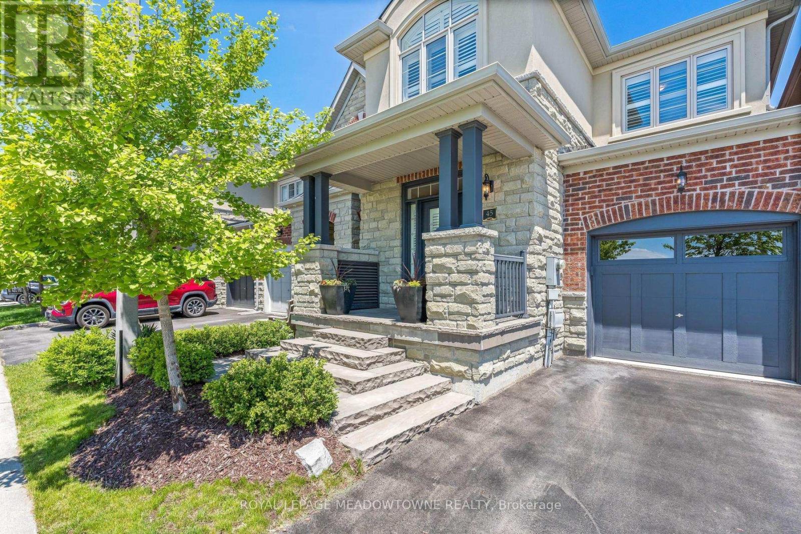 45 Rain Forest Lane, Halton Hills, ON - Outdoor With Facade