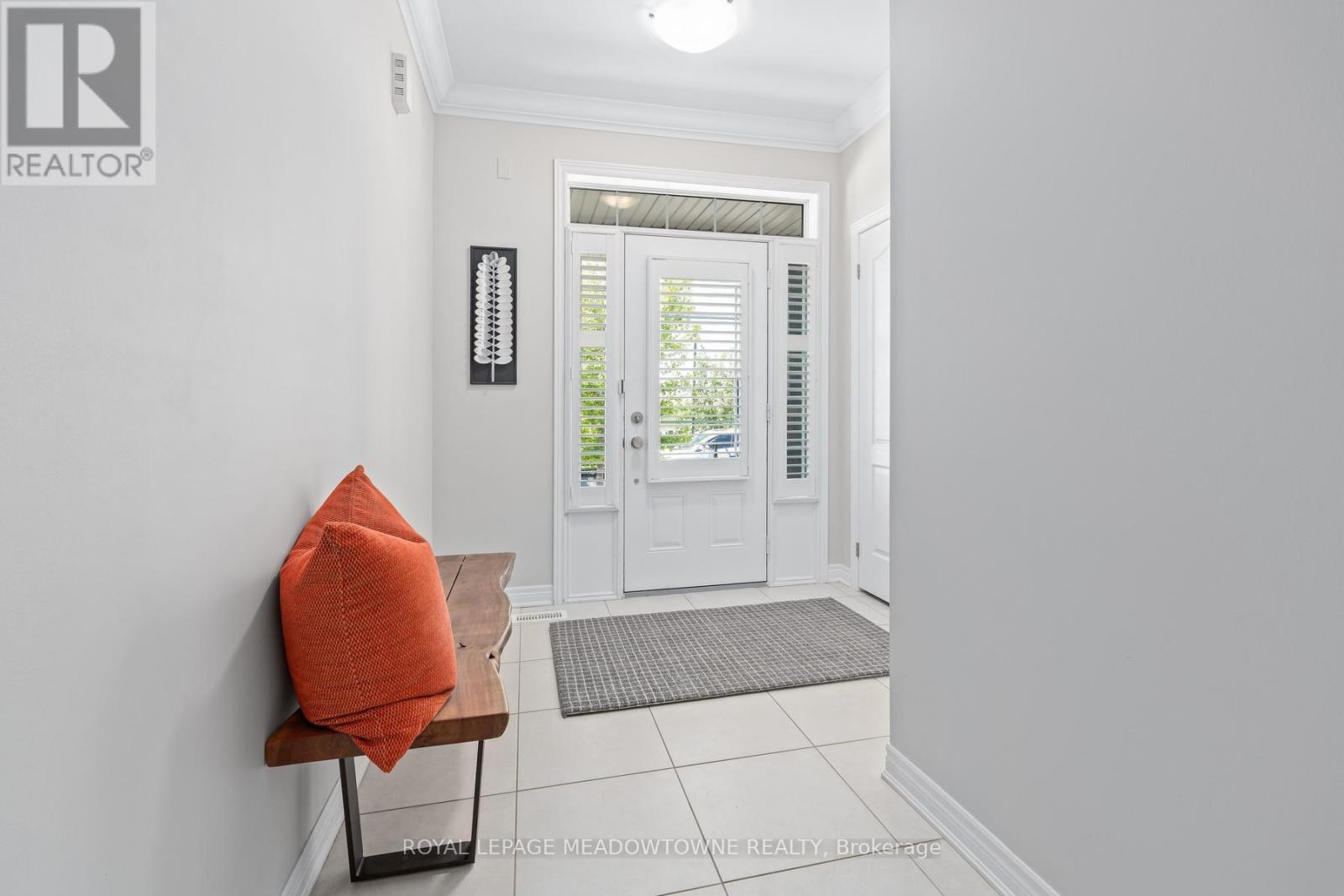 45 Rain Forest Lane, Halton Hills, ON - Indoor Photo Showing Other Room