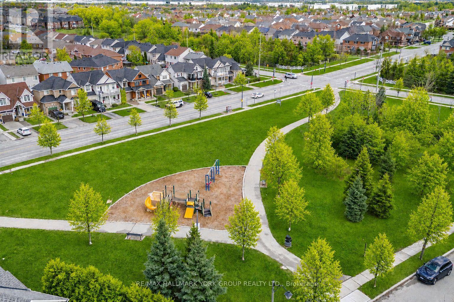 882 Mcduffe Crescent, Milton, ON