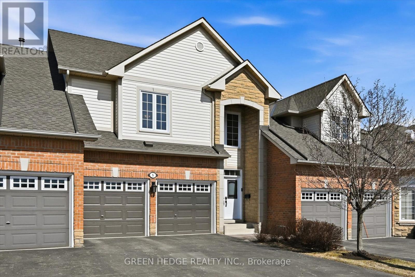 5 - 4360 Millcroft Park Drive, Burlington, ON
