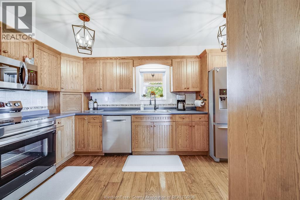 829 County Rd 14, Leamington, ON