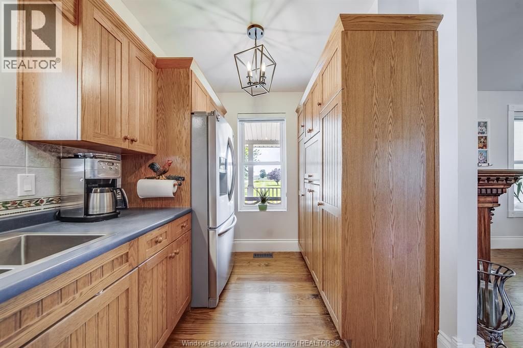 829 County Rd 14, Leamington, ON
