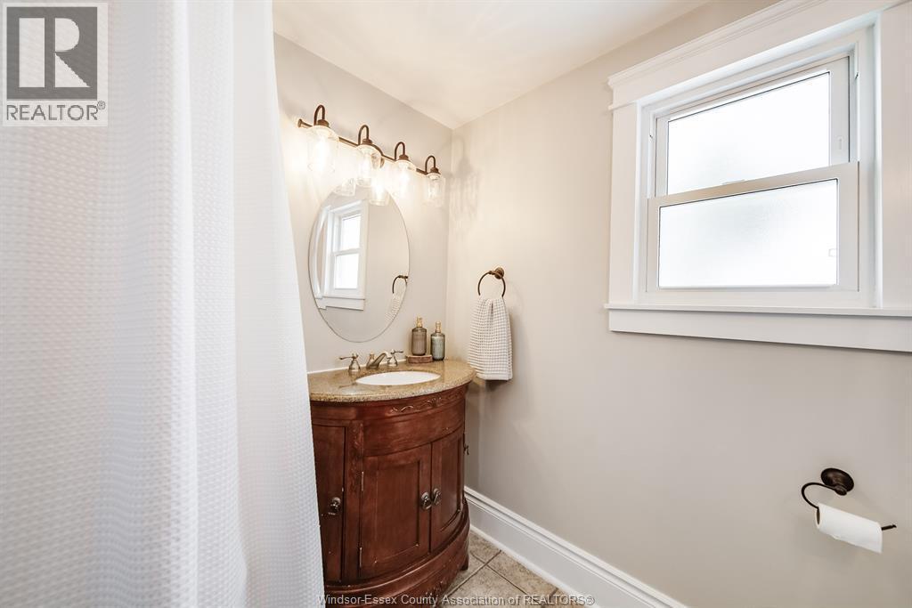 829 County Rd 14, Leamington, ON
