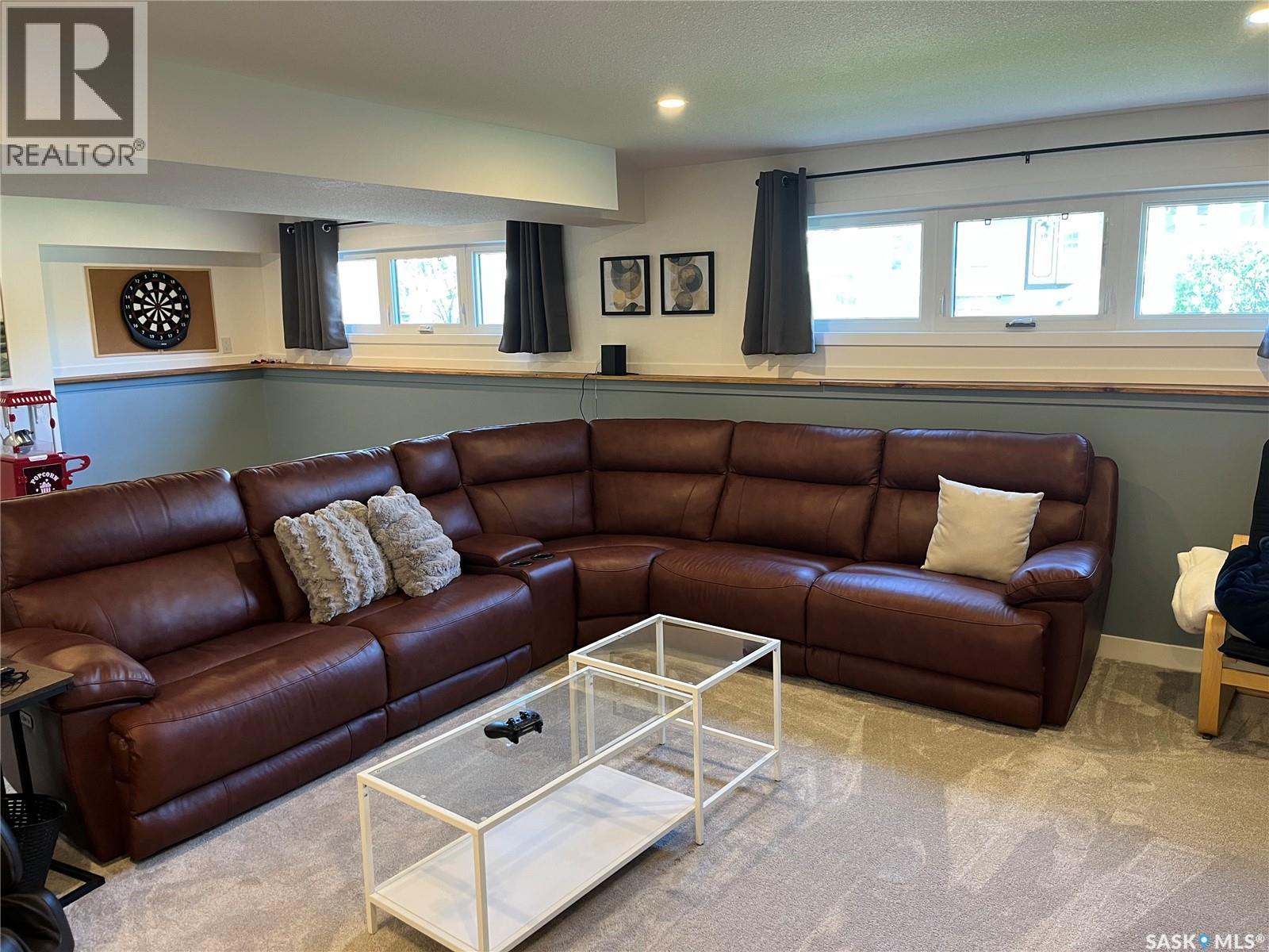 11 Plainsview Drive, Regina, SK