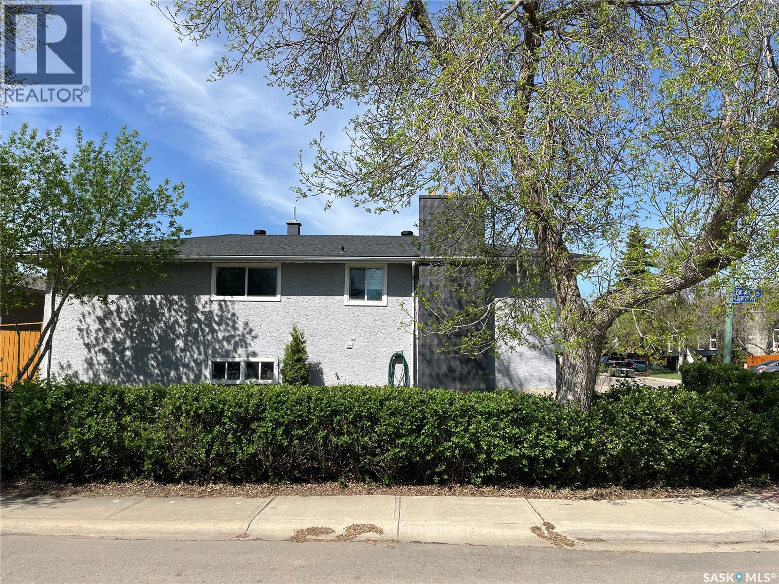 11 Plainsview Drive, Regina, SK