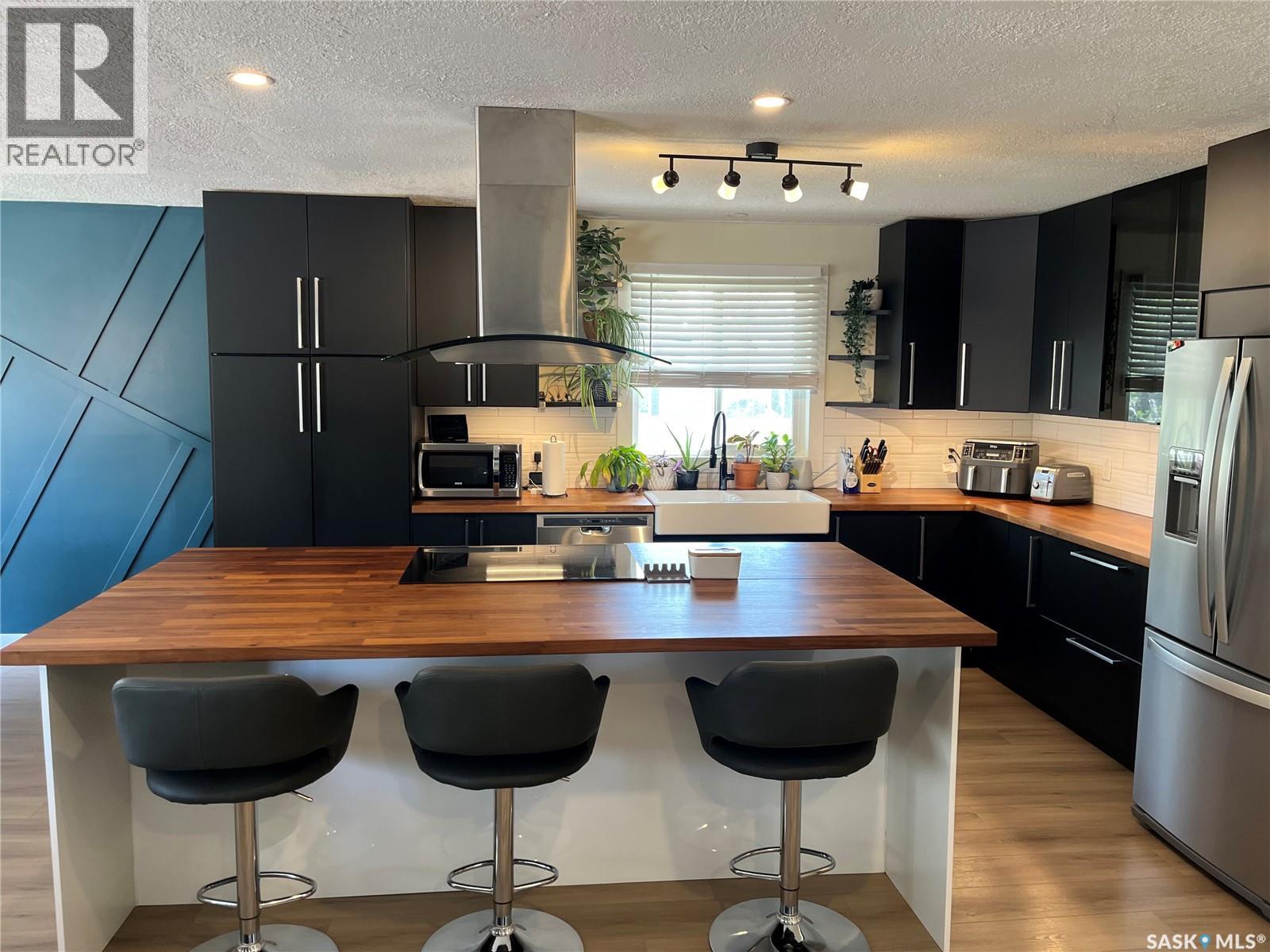 11 Plainsview Drive, Regina, SK
