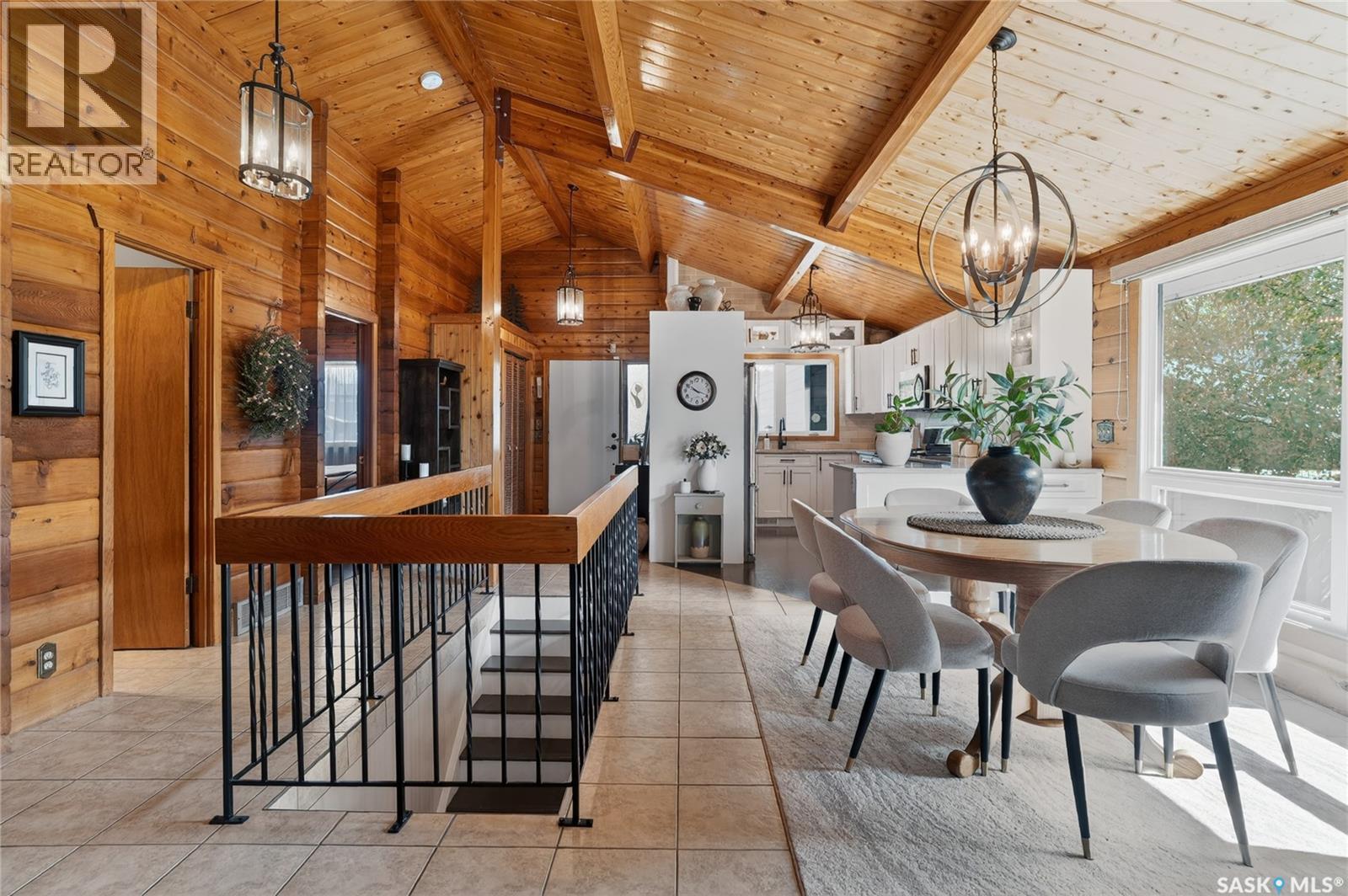 415 Chitek Crescent, Saskatoon, SK