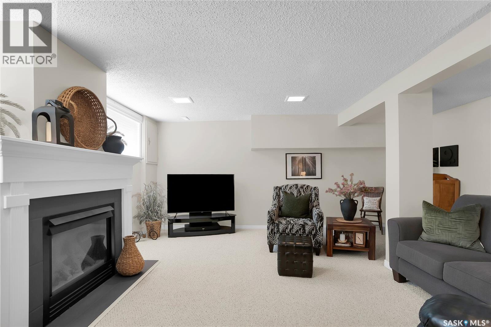 415 Chitek Crescent, Saskatoon, SK