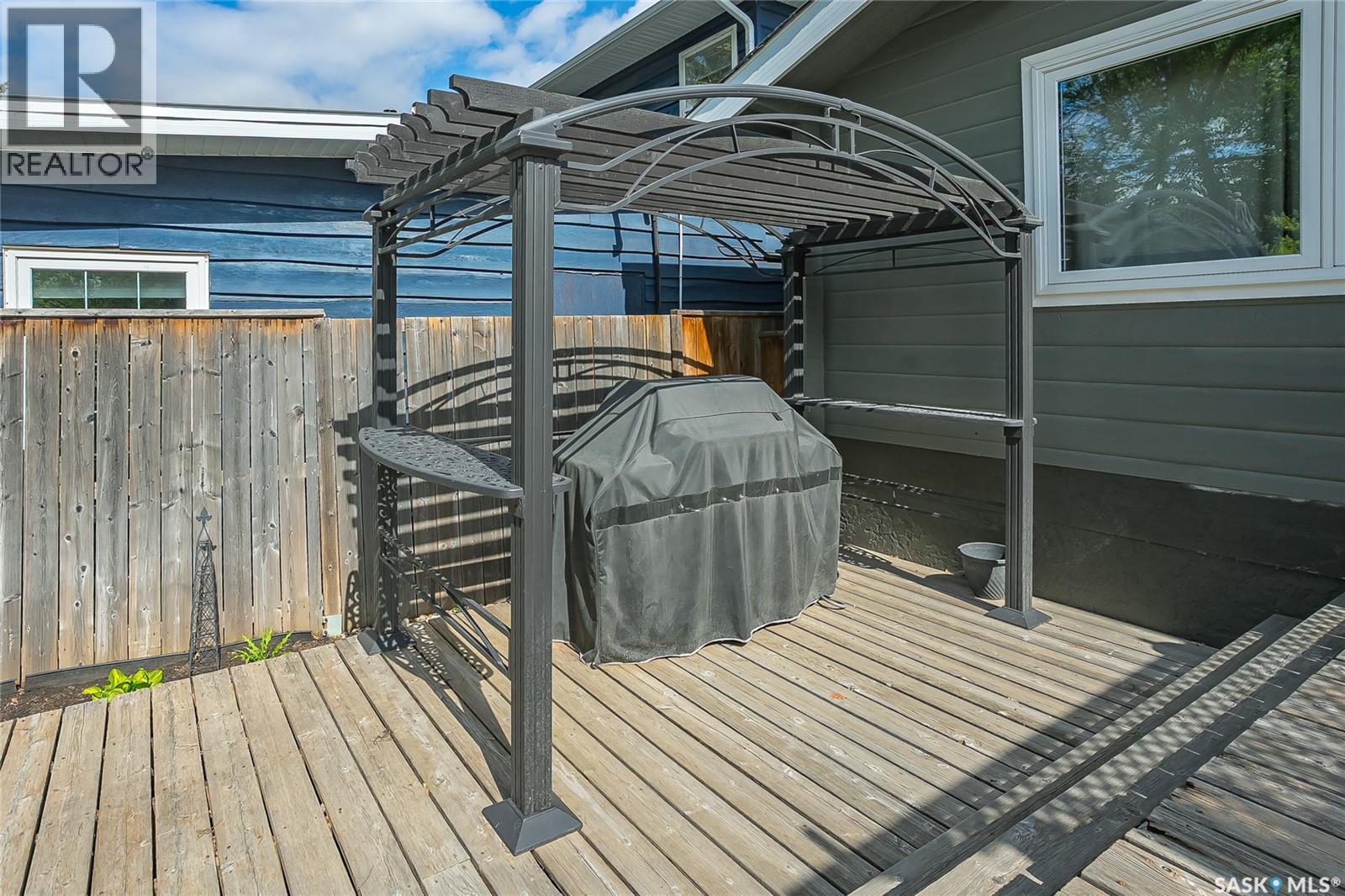 415 Chitek Crescent, Saskatoon, SK