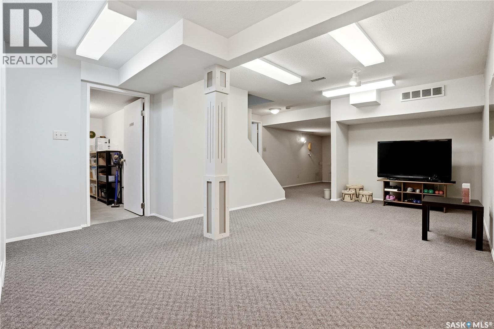 723 Candle Court, Saskatoon, SK