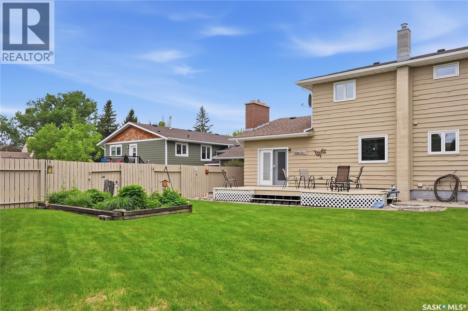 723 Candle Court, Saskatoon, SK