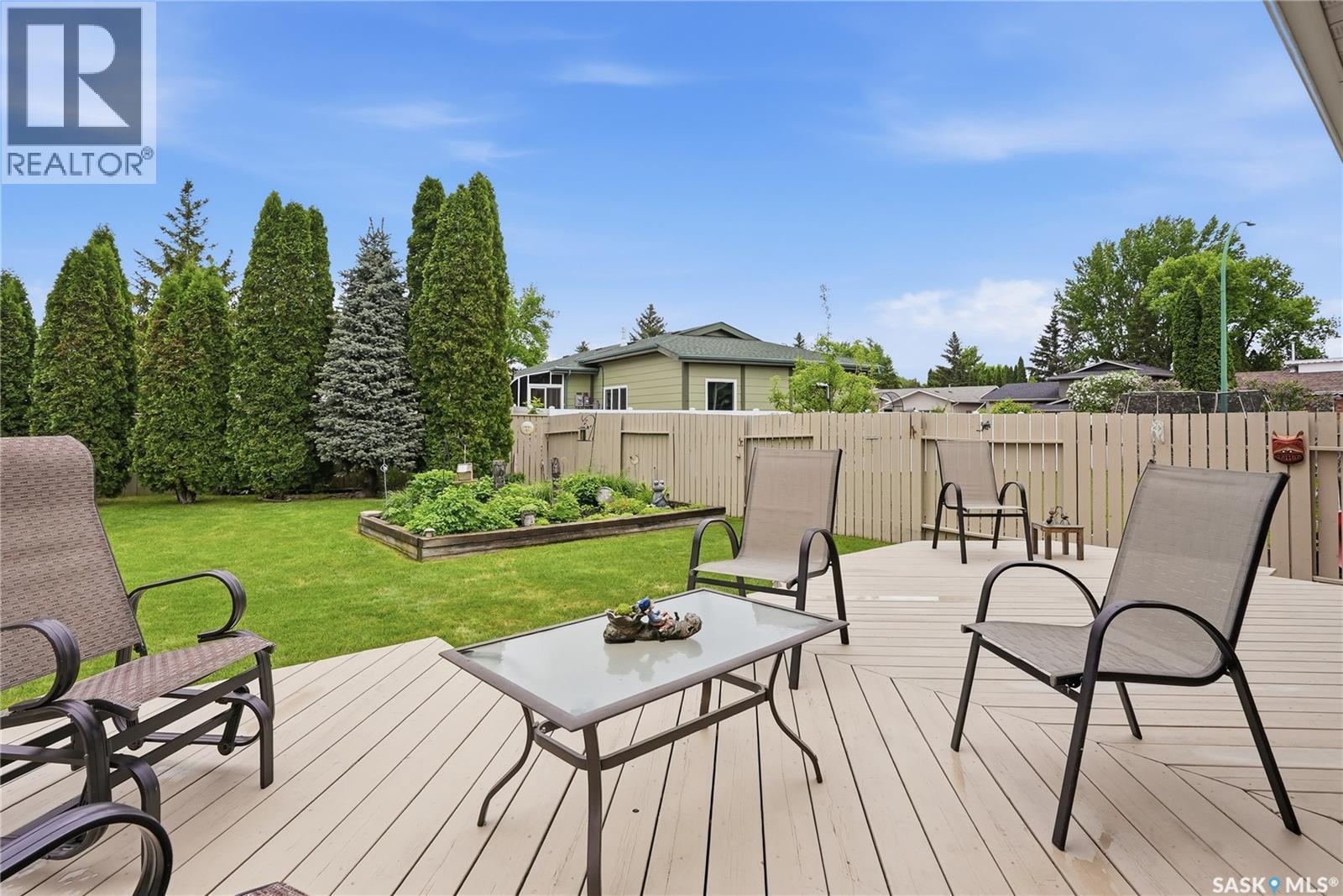 723 Candle Court, Saskatoon, SK