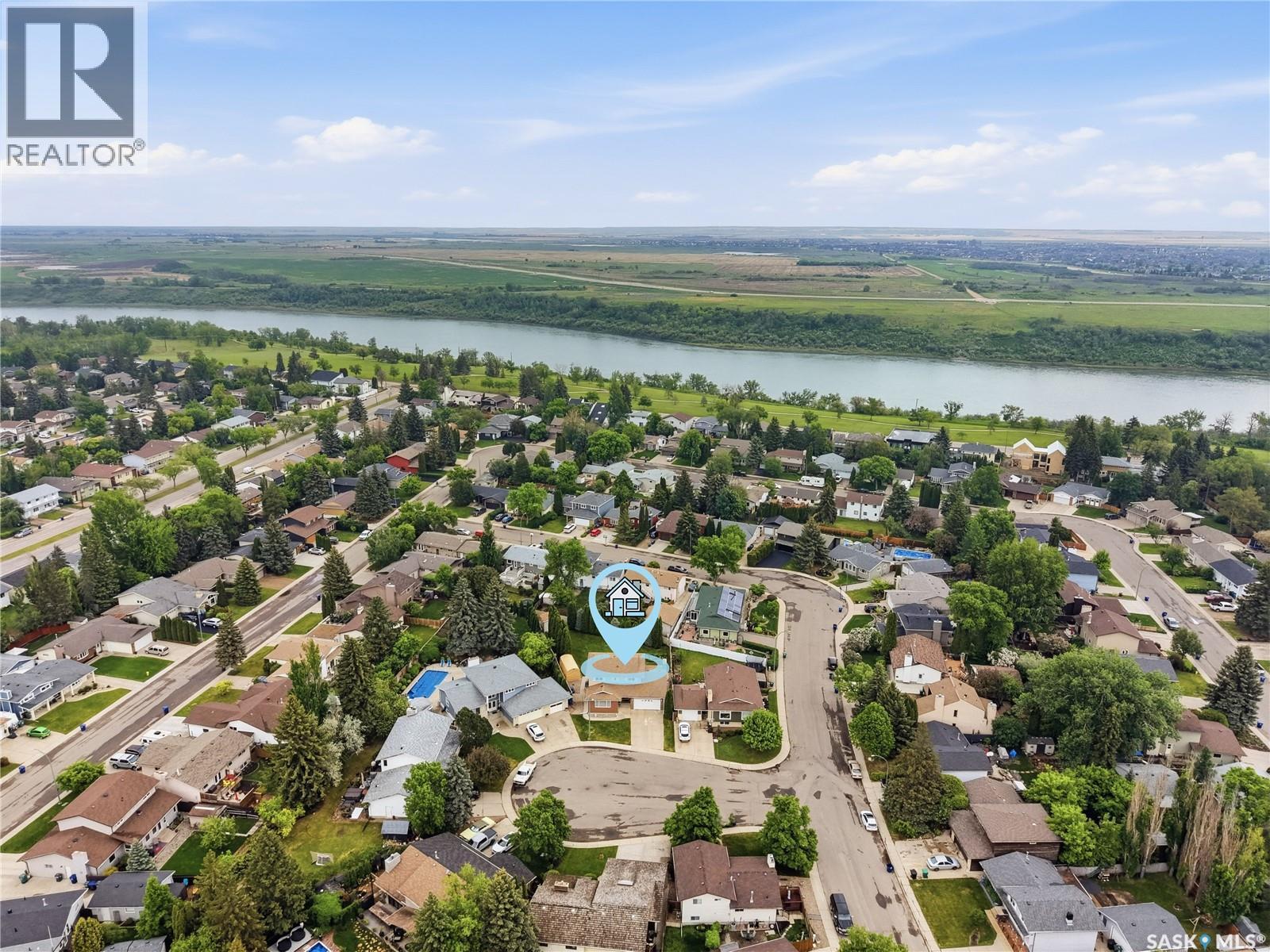 723 Candle Court, Saskatoon, SK