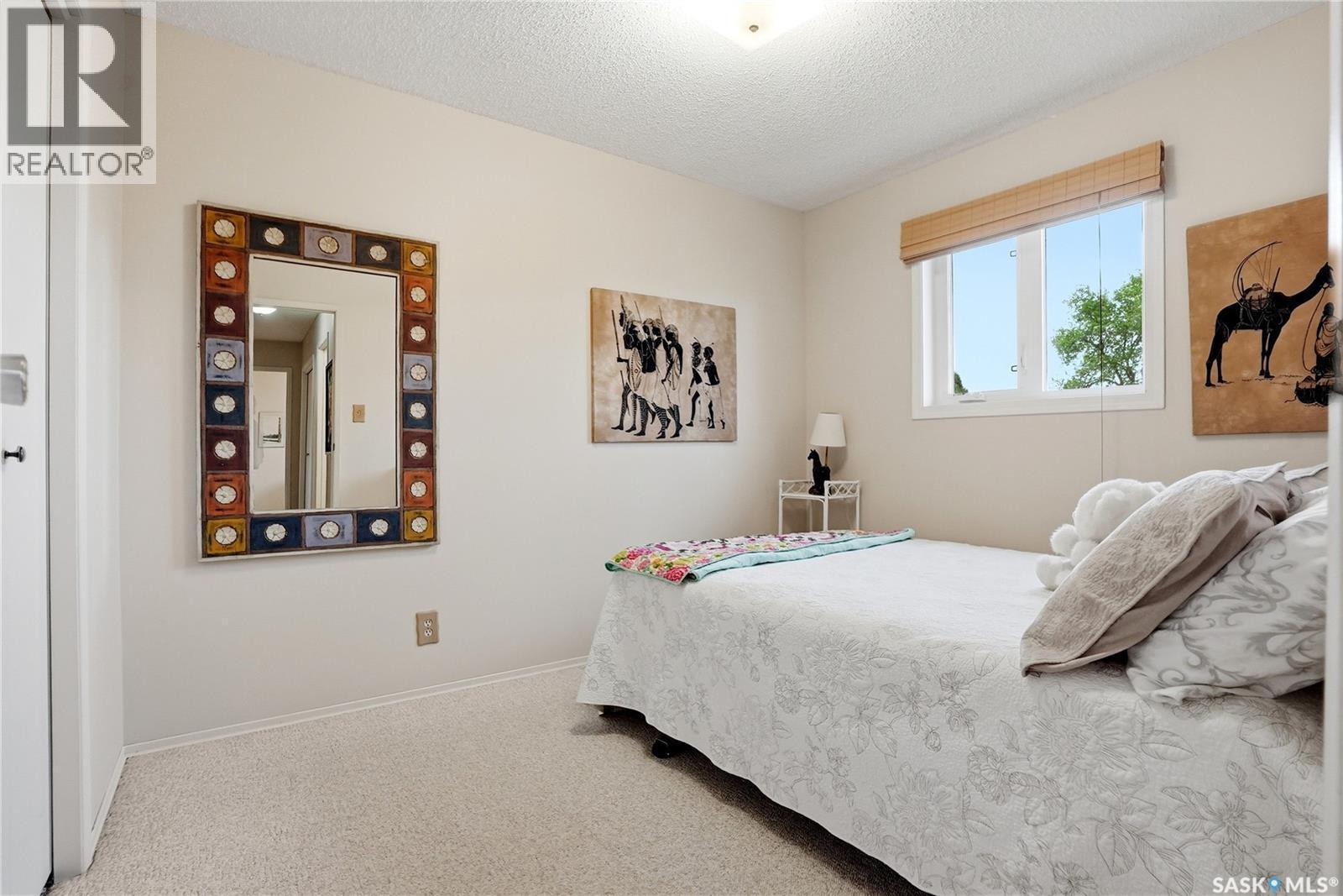 723 Candle Court, Saskatoon, SK