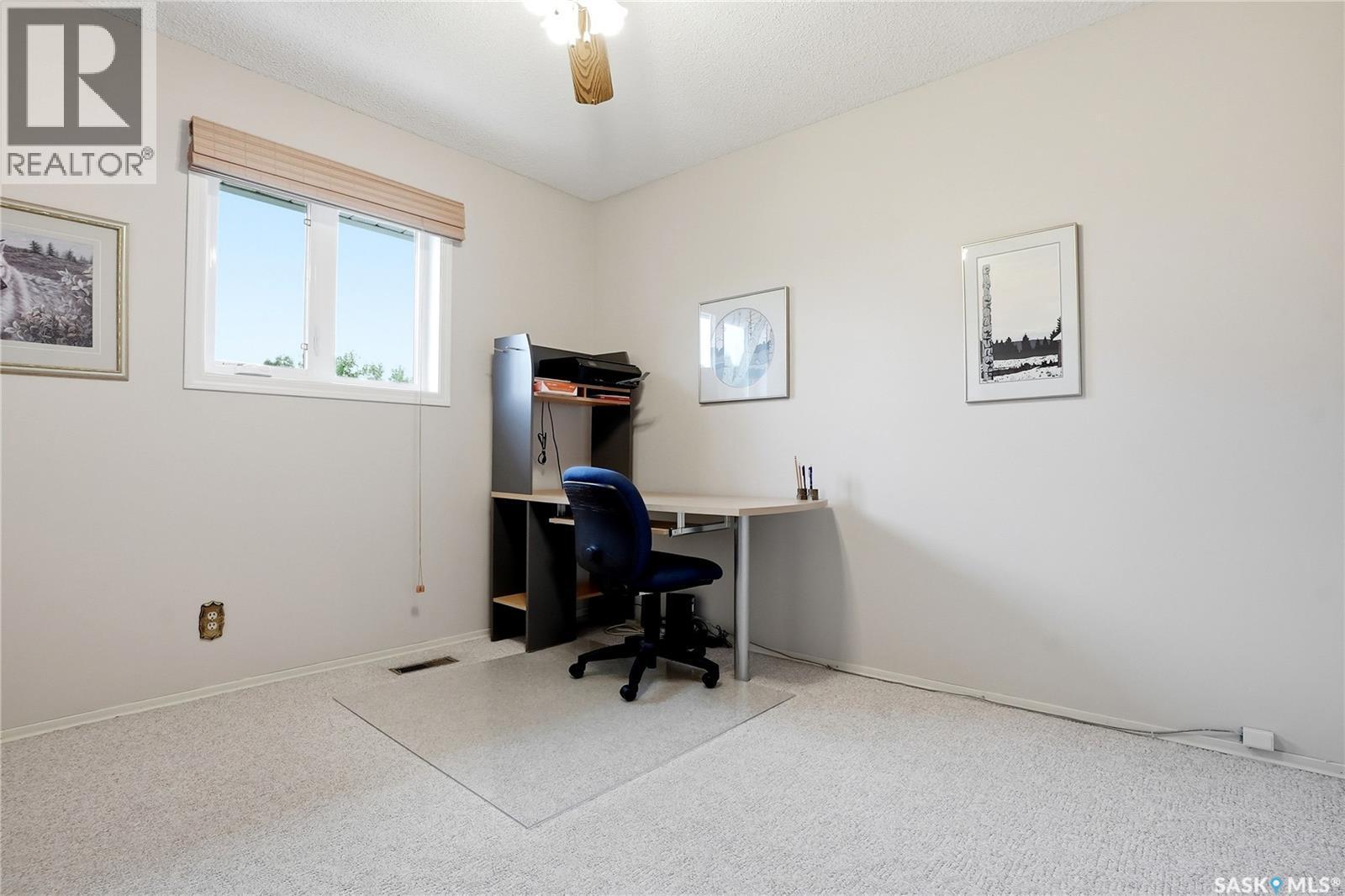 723 Candle Court, Saskatoon, SK