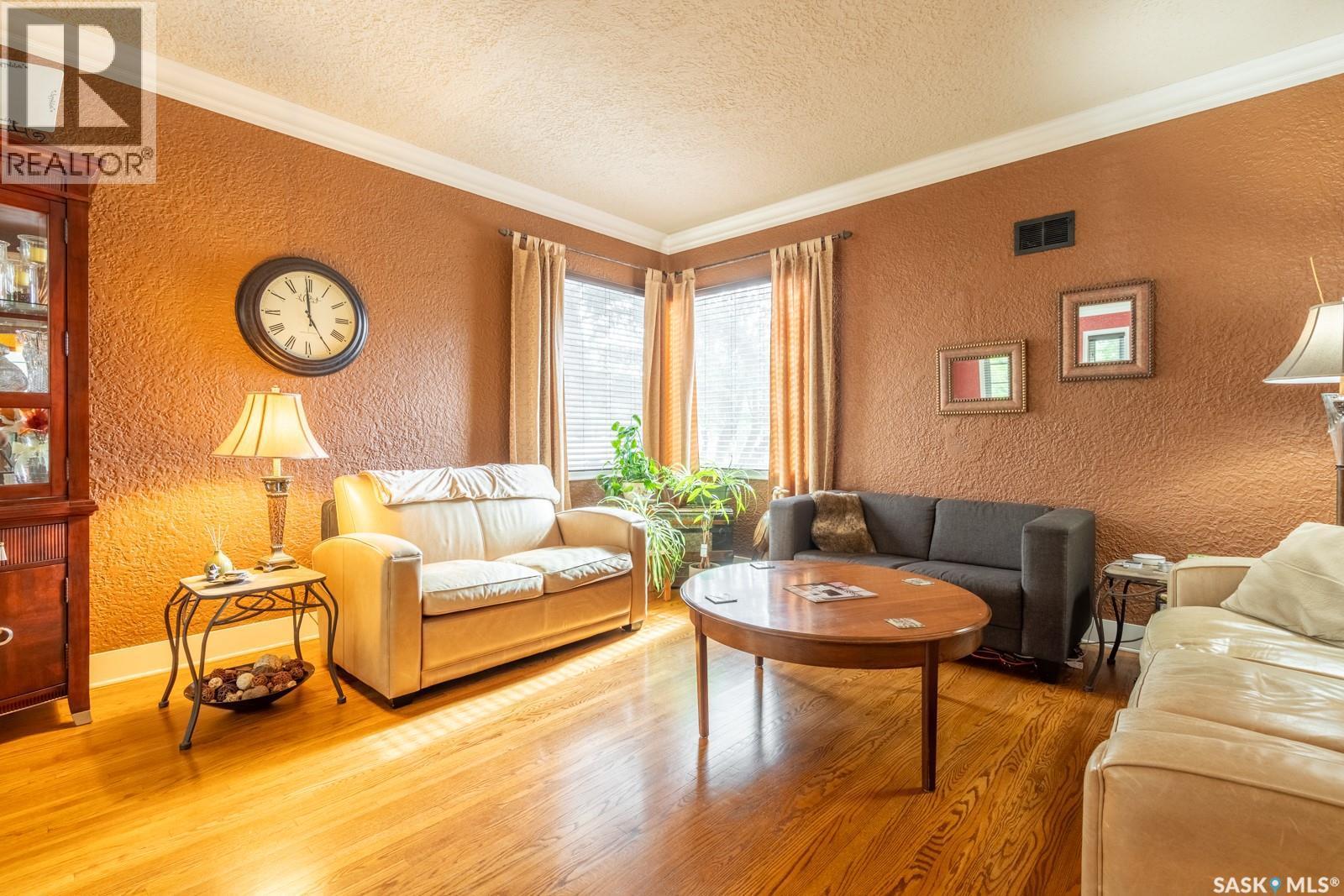 2075 Quebec Street, Regina, SK