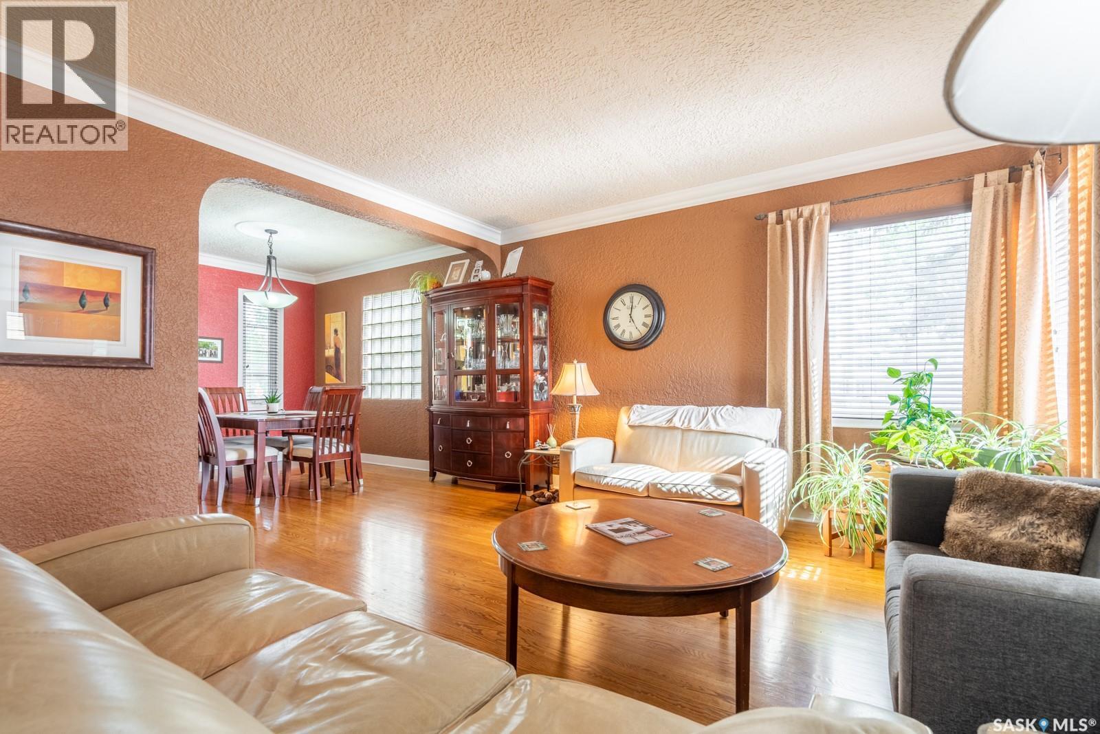 2075 Quebec Street, Regina, SK