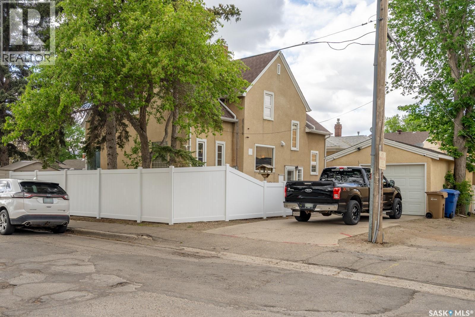 2075 Quebec Street, Regina, SK