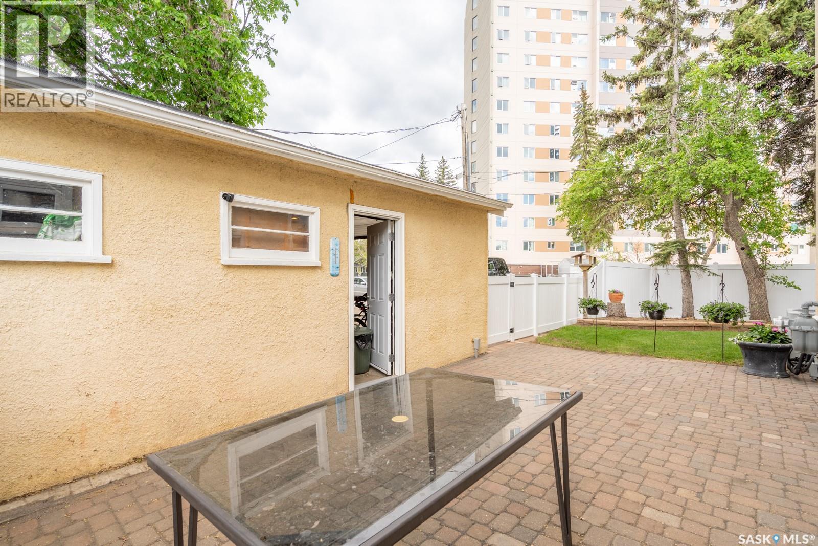 2075 Quebec Street, Regina, SK
