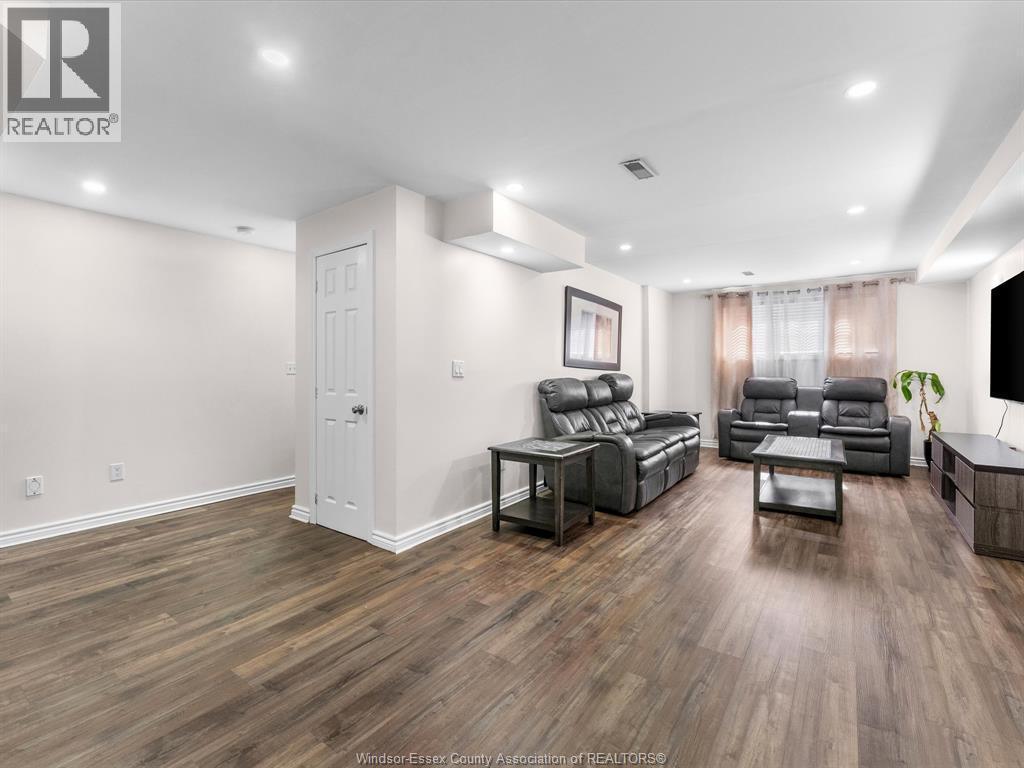 791 Helena Crescent, Belle River, ON