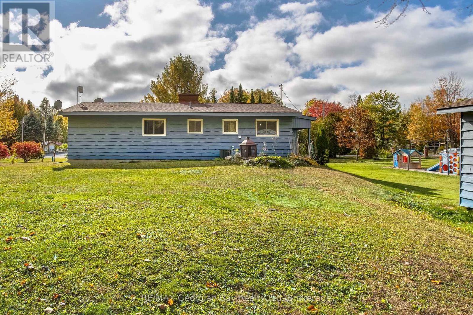 Rear View - 69 Albert Avenue, Tiny, ON