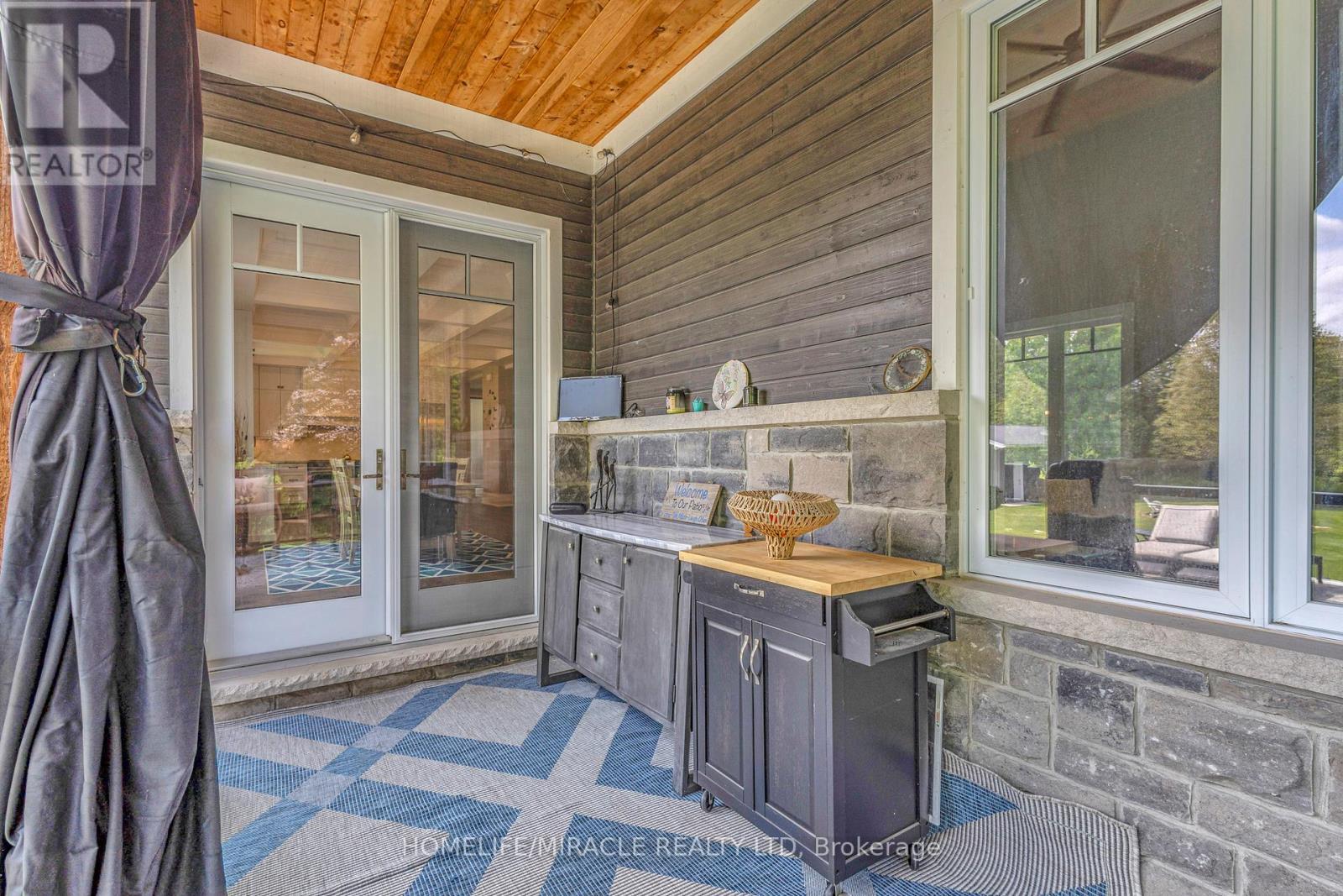 4427 Concession 7, Puslinch, ON
