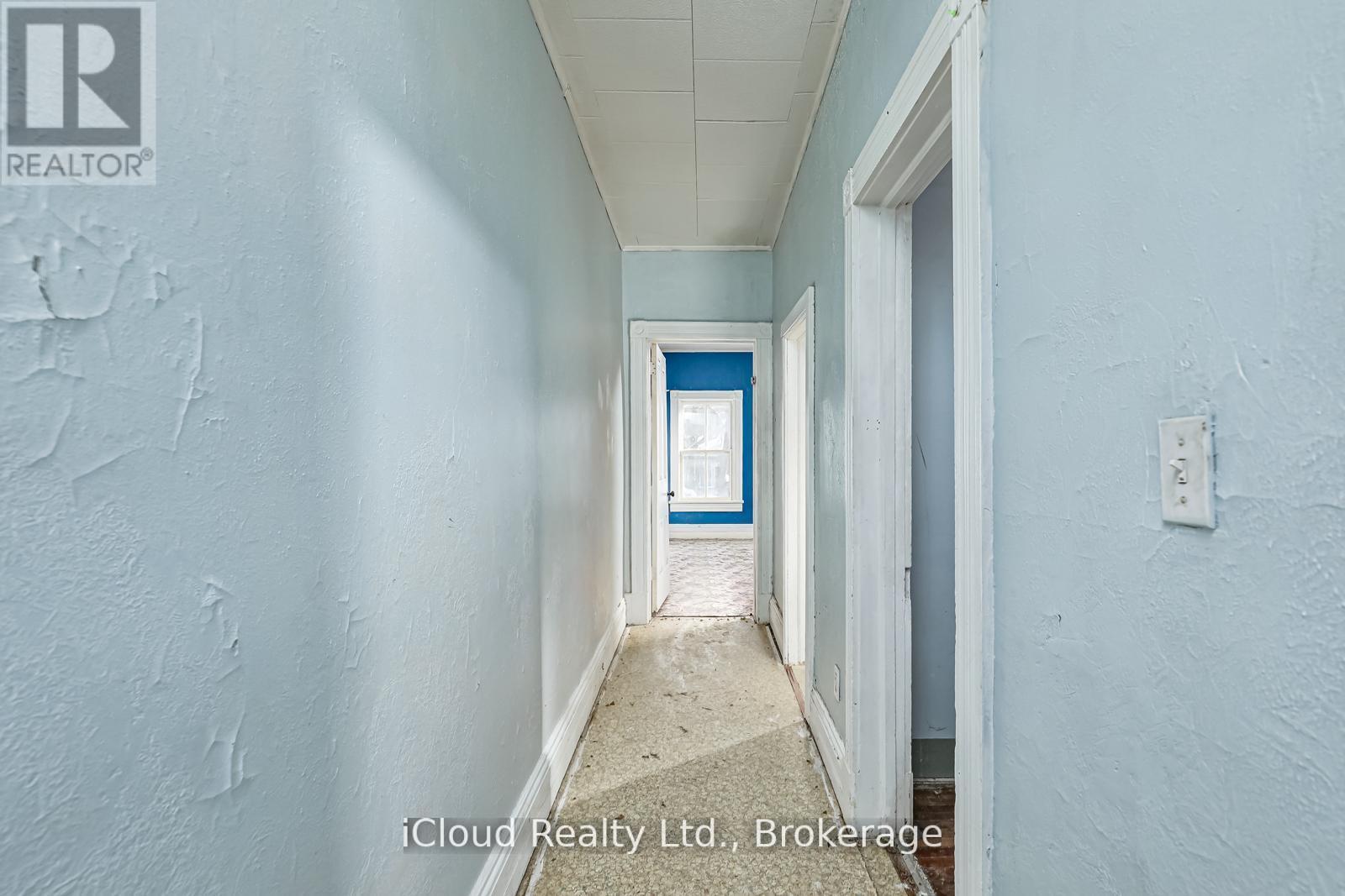 1083 3Rd A Avenue E, Owen Sound, ON