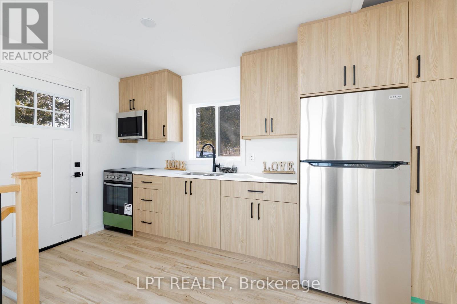 47 Moon Point Drive, Oro-Medonte, ON