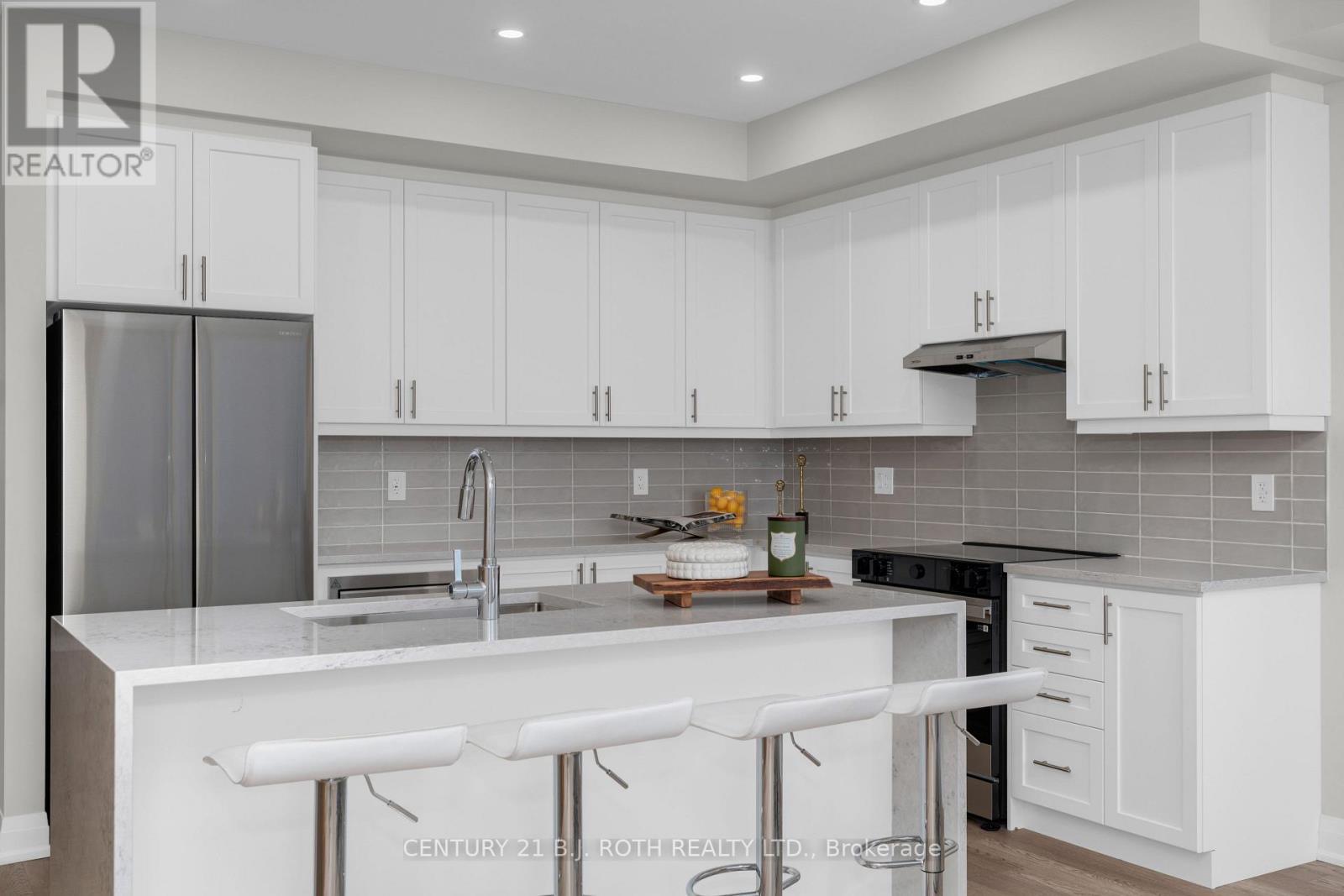 89 Lightfoot Drive, Orillia, ON