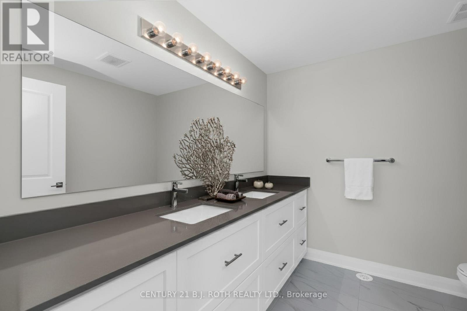 89 Lightfoot Drive, Orillia, ON