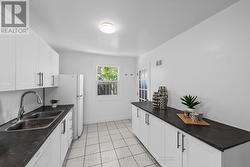 Built in countertops & lower lvl cabinetry. -