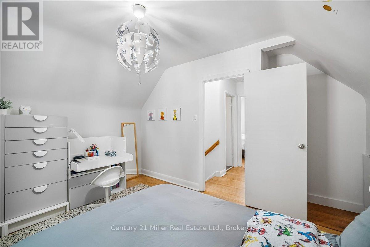 1583 Blanefield Road, Mississauga (Mineola), ON