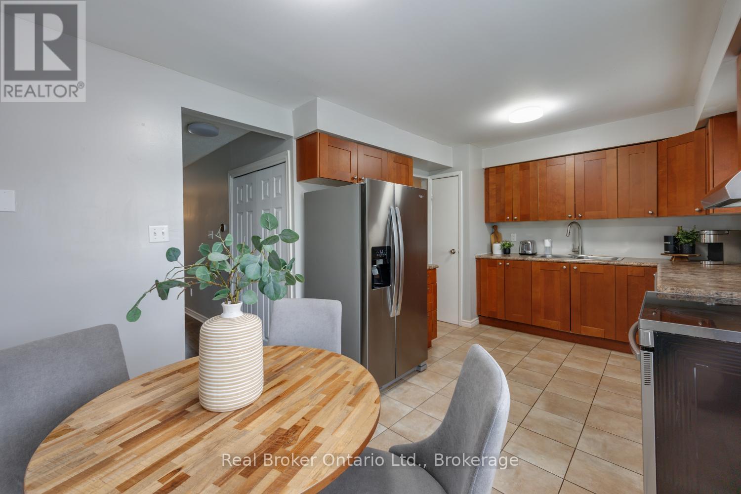 30 - 220 Ormond Drive, Oshawa (Samac), ON