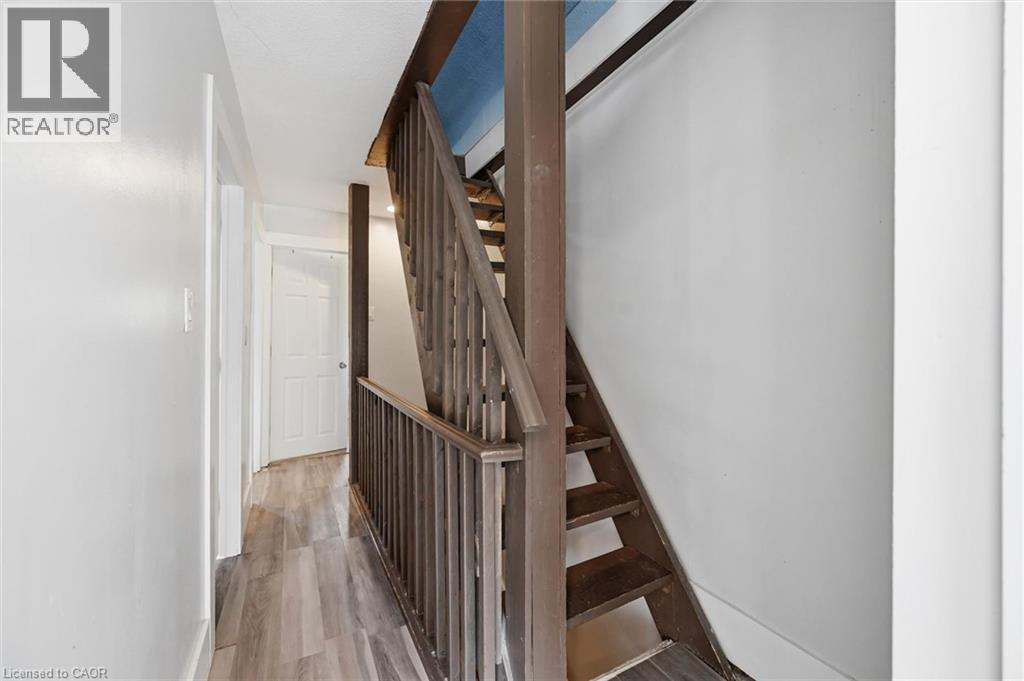 343 Cumberland Avenue, Hamilton, ON