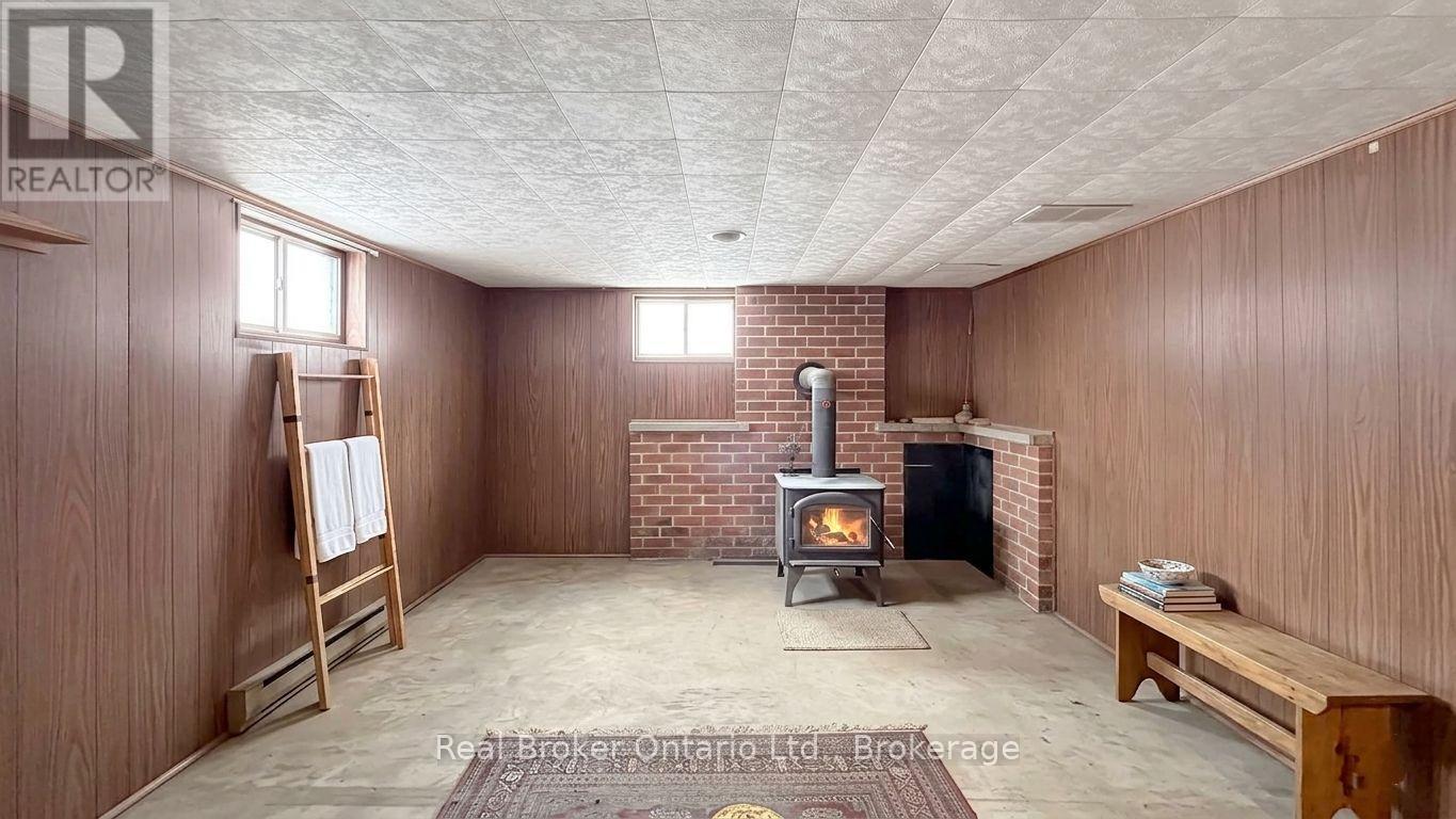 815 Albert Street E, West Grey, ON