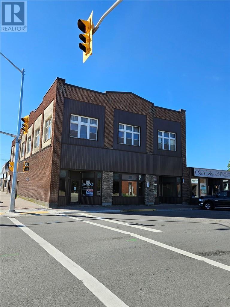 114 Tudhope, Espanola, ON