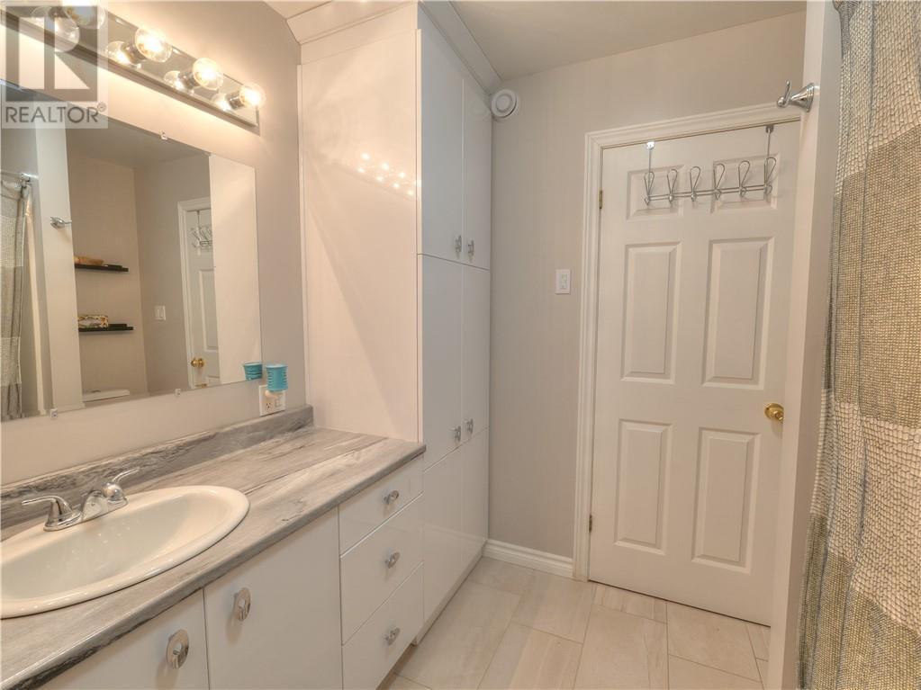 4343 Chateau Crescent, Hanmer, ON