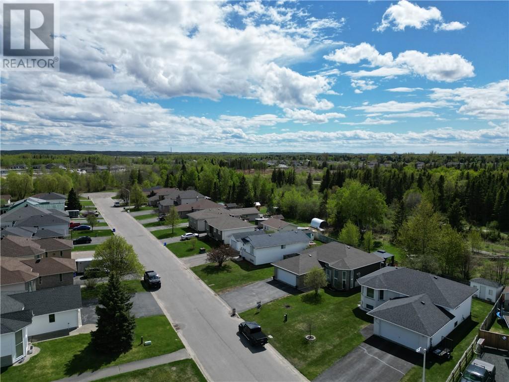 4343 Chateau Crescent, Hanmer, ON