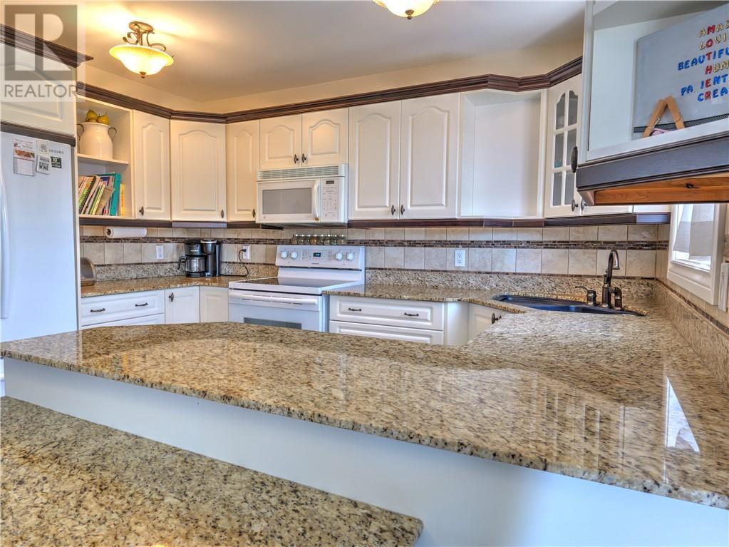 4343 Chateau Crescent, Hanmer, ON